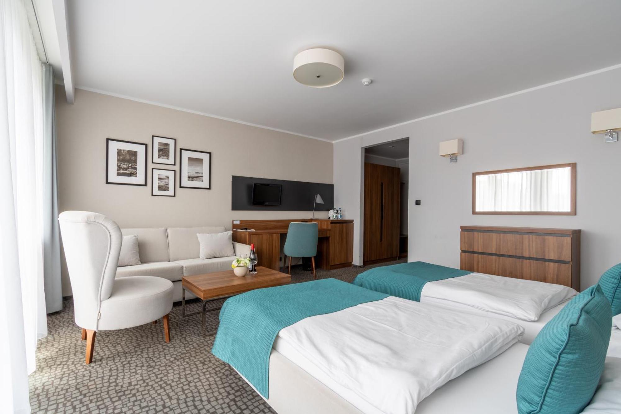Hotel Wolin ミエンジズドロイェ エクステリア 写真
